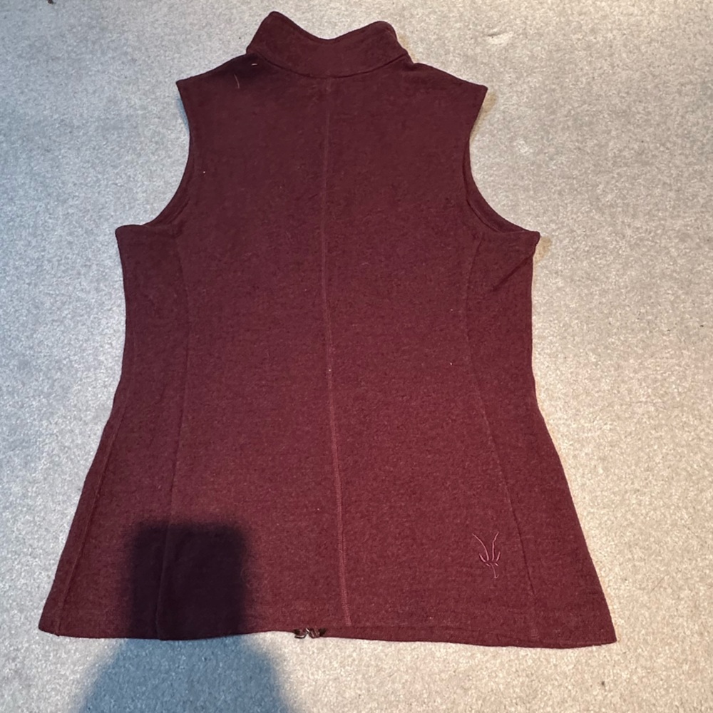 Women’s Ibex Merino Wool Full Zip Vest Burgundy sz M - Picture 4 of 5